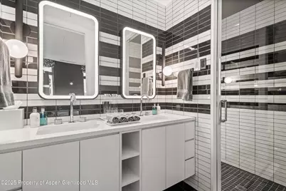 627 E Hopkins Avenue, Aspen, CO 81611 - Photo 27