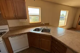 925 W 1st St, Craig, CO 81625 - Photo 5