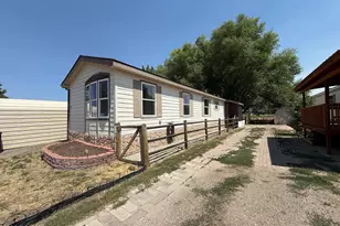 925 W 1st St, Craig, CO 81625 - Photo 3