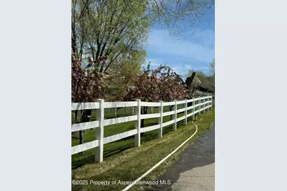 8700 Co Rd 300, Parachute, CO 81635 - Photo 23