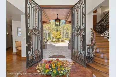 715 Willoughby Way, Aspen, CO 81611 - Photo 3