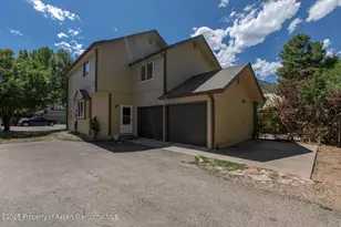 1122 Westlook Dr, Glenwood Springs, CO 81601 - Photo 1