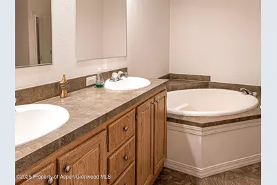 1031 Sprucewood Lane, Glenwood Springs, CO 81601 - Photo 13