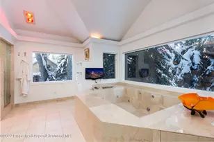 437 W Smuggler St, Aspen, CO 81611 - Photo 17