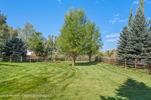 305 Surrey St, Carbondale, CO 81623 - Photo 27