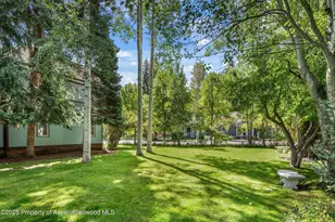 500 W Francis St, Aspen, CO 81611 - Photo 9