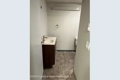 6702 Highway 82, Glenwood Springs, CO 81601 - Photo 5