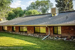 228 N 7th St, New Castle, CO 81647 - Photo 5
