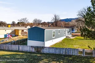 124 W Carson Cir, Parachute, CO 81635 - Photo 5
