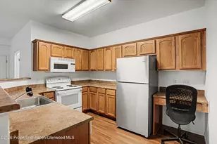 326 River View Dr, New Castle, CO 81647 - Photo 7