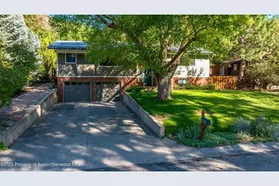 1716 Bennett Avenue, Glenwood Springs, CO 81601 - Photo 3