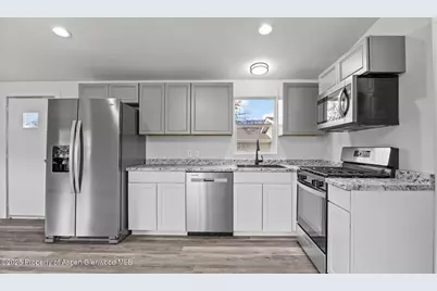 227 E Tamarack Circle, Parachute, CO 81635 - Photo 7