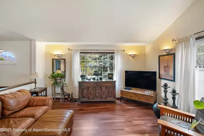 310 Mesquite Court, New Castle, CO 81647 - Photo 9