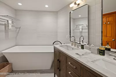 425 Wood Road #19, Snowmass Village, CO 81615 - Photo 15