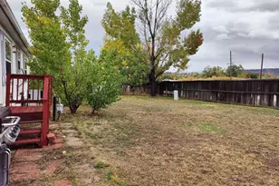 200 W 20th St, Rifle, CO 81650 - Photo 3