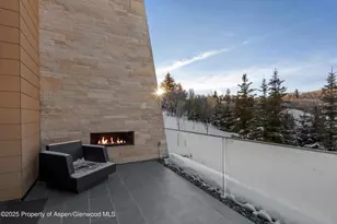 1422 W Buttermilk Rd, Aspen, CO 81611 - Photo 23