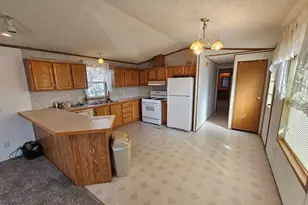 200 W 20th St, Rifle, CO 81650 - Photo 5