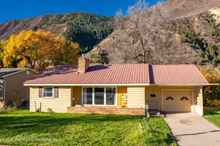 328 Park Dr, Glenwood Springs, CO 81601 - Photo 1