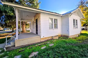 720 Barclay St, Craig, CO 81625 - Photo 3