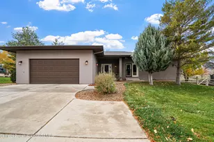 19 Meadow Creek Dr, Parachute, CO 81635 - Photo 3