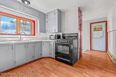 866 Barclay Street, Craig, CO 81625 - Photo 7