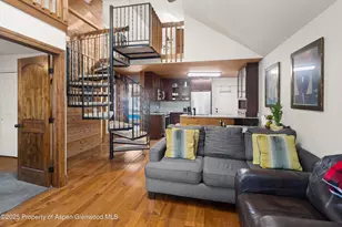 1015 Grand Ave, Glenwood Springs, CO 81601 - Photo 9