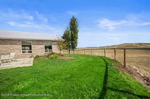 1040 Pronghorn Rd, Craig, CO 81625 - Photo 9