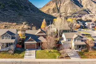 23 Sunshine Ct, New Castle, CO 81647 - Photo 5