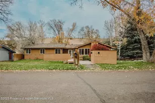 253 Surrey St, Carbondale, CO 81623 - Photo 39