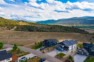 340 Pinyon Mesa Dr, Glenwood Springs, CO 81601 - Photo 5