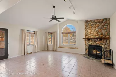 330 Cottonwood Drive, Silt, CO 81652 - Photo 9