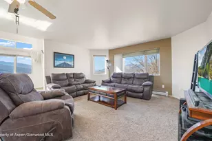 949 Edelweiss, Rifle, CO 81650 - Photo 7