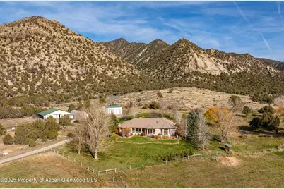 240 Lafrenz Circle, Silt, CO 81652 - Photo 3