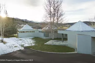 821 Cluny Rd, Aspen, CO 81611 - Photo 37