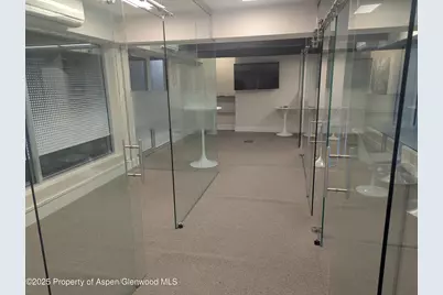 1001 Grand Avenue #211, Glenwood Springs, CO 81601 - Photo 7