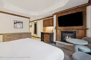 415 E Dean St Unit 10 Week 30, Aspen, CO 81611 - Photo 13