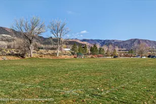 433 River View Dr, New Castle, CO 81647 - Photo 17