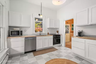 406 W Smuggler Street, Aspen, CO 81611 - Photo 15