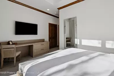 415 E Dean St, Unit 4, Weeks 5 & 6, Aspen, CO 81611 - Photo 11