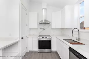 146 N 7th St, New Castle, CO 81647 - Photo 9