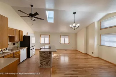 452 Palmetto Drive, New Castle, CO 81647 - Photo 9