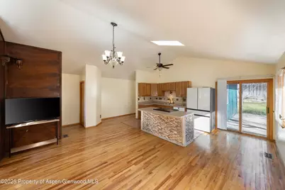 452 Palmetto Drive, New Castle, CO 81647 - Photo 7