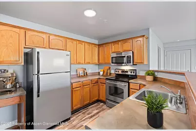 433 River View Drive #1602, New Castle, CO 81647 - Photo 3