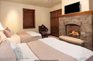 1395 Snowbunny Ln, Aspen, CO 81611 - Photo 9