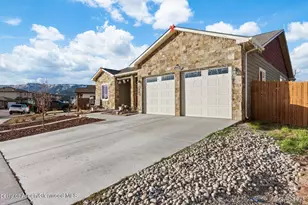 1226 E 17th St, Rifle, CO 81650 - Photo 3