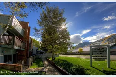 232 W Hyman Avenue #4 (wks 10,20) and #8 (wk 43), Aspen, CO 81611 - Photo 1