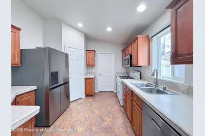 667 Trail Gulch Road Unit #5, Gypsum, CO 81637 - Photo 3