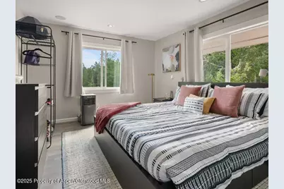 326 Midland Avenue #302, Aspen, CO 81611 - Photo 11