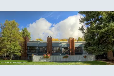 232 W Hyman Avenue #11 (wks. 4,8,39), Aspen, CO 81611 - Photo 9
