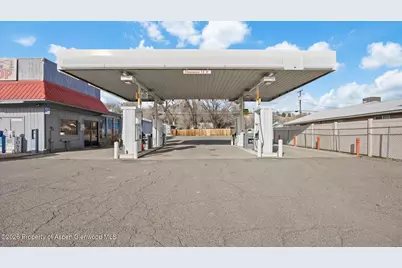 180 W Bridge Street, Hotchkiss, CO 81419 - Photo 3